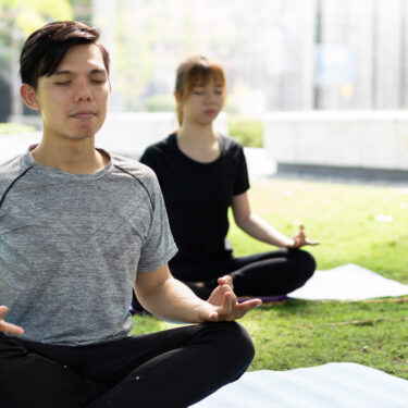 does yoga help with anxiety - amend treatment